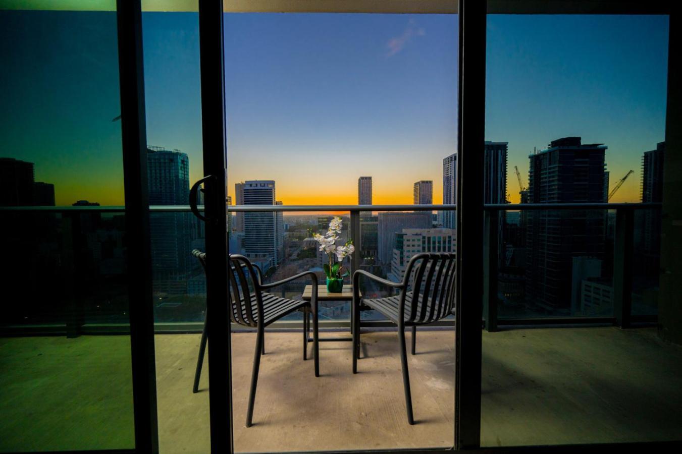 Luxury Loft- Free Parking- Ocean View, Brickell Downtown *
